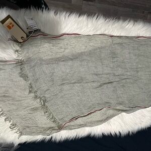 BOSS ORANGE Gray Scarf with Pink and Green Stripes